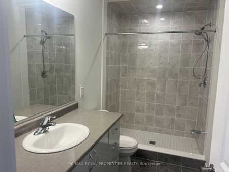 For Lease - 313 O'Toole Crescent, Peterborough, Ontario - Photo 4
