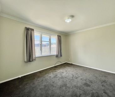 Newly Renovated 2 Bedroom Unit in Trentham - Photo 4