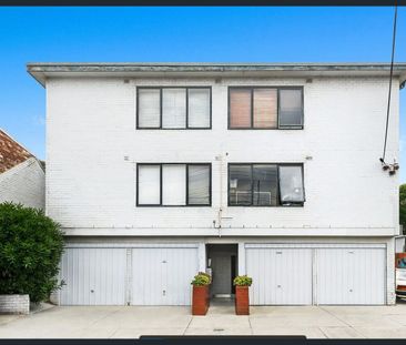 PERFECTLY LOCATED! - Photo 6