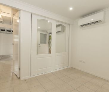 2/15 Hopkins Street, Currajong - Photo 3