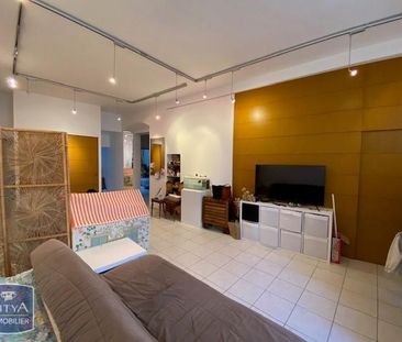 Location Appartement 3 pièces 78m² VILLENEUVE LES AVIGNON 30400 - Photo 1