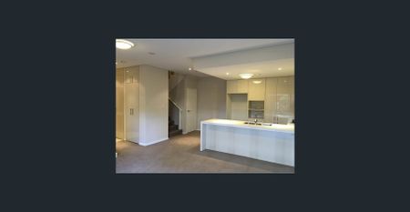 Beautiful Four Bedrooms Apartment for Lease!!!! - Photo 4