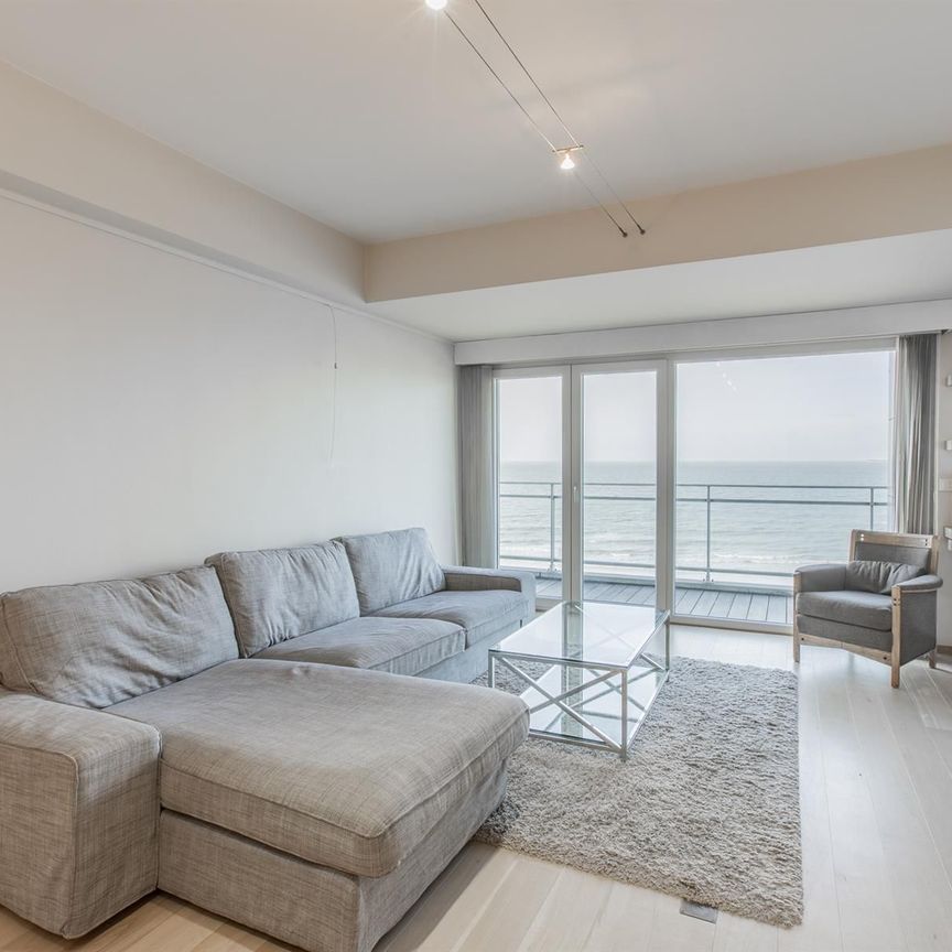 Appartement met frontaal zeezicht te Knokke - Photo 1