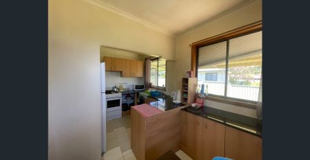 3 Bedroom House - Photo 5