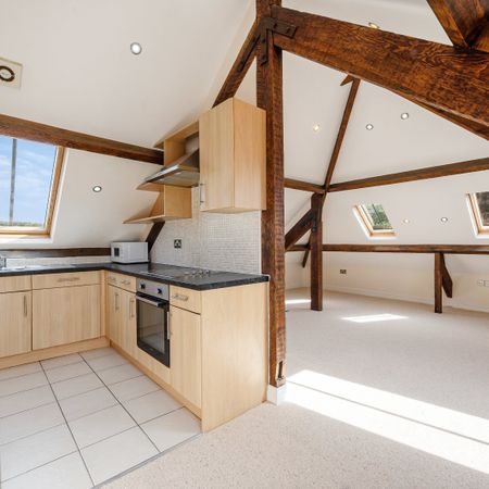 2 bedroom apartment to rent - Photo 4