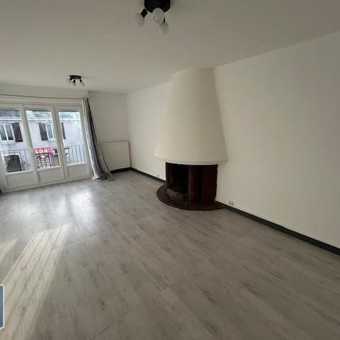 Location Maison 5 pièces 111m² MEHUN SUR YEVRE 18500 - Photo 1