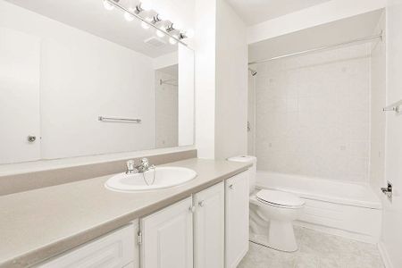 Spacious Apartments at Skyline in Nepean, Ottawa - Photo 3