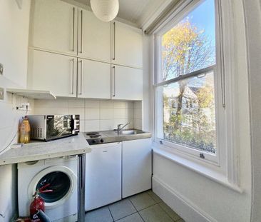 Studio to rent - Photo 3