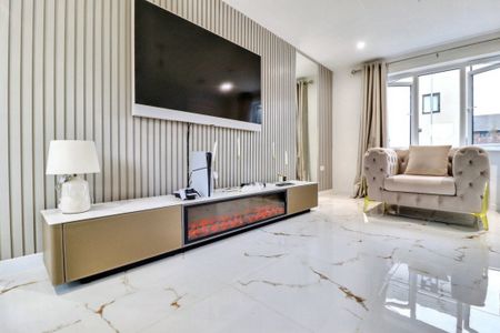 Oxleaze Reen Road, NEWPORT - Photo 3