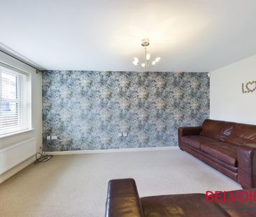3 bedroom semi-detached house to rent - Photo 2