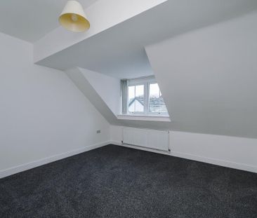 2 bedroom semi-detached house to rent - Photo 5