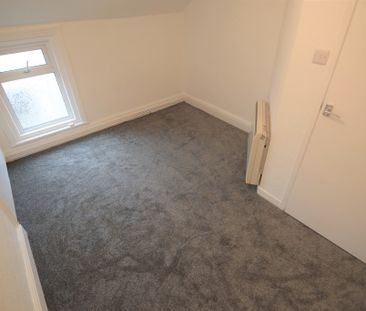 To Let 1 Bed Apartment - Photo 1
