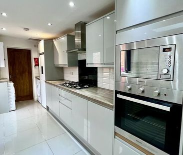 5 bedroom terraced house to rent - Photo 6