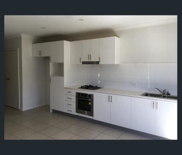 Comfortable Two-Bedroom Living in Convenient Epping! - Photo 3