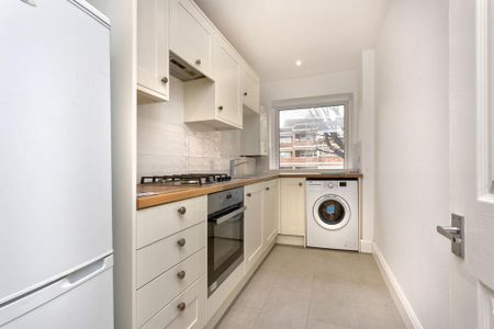 2 bedroom flat to rent - Photo 5