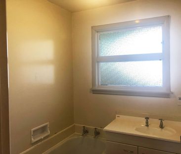 A Family Home In Avonhead - Photo 4