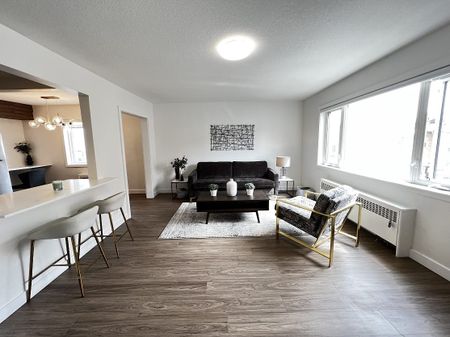 1019 17th Ave SW, Calgary - Photo 2