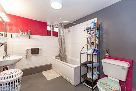 Picton Street, - Photo 4