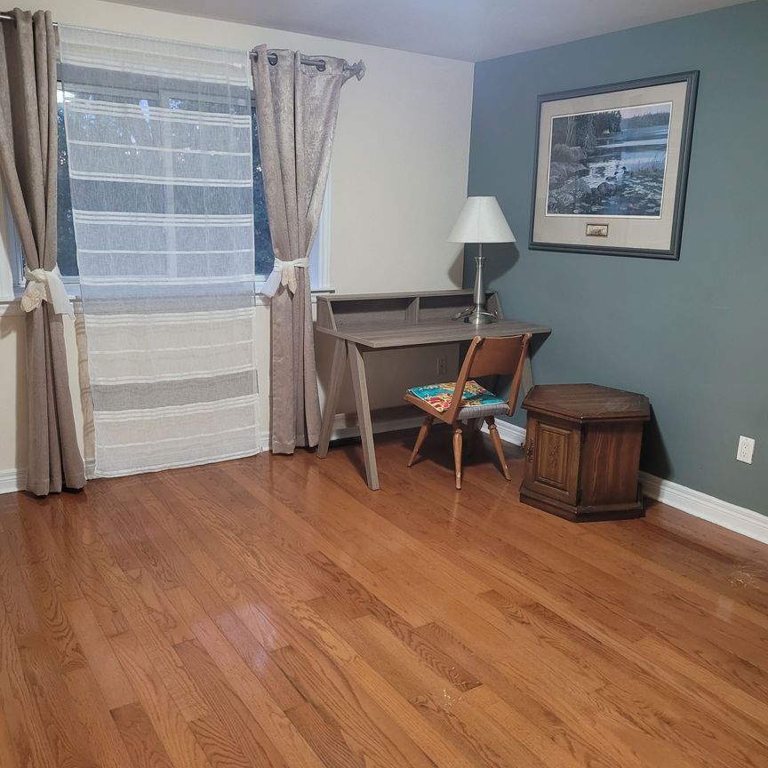 For Lease - 229 Chartland Boulevard, Toronto, Ontario - Photo 1