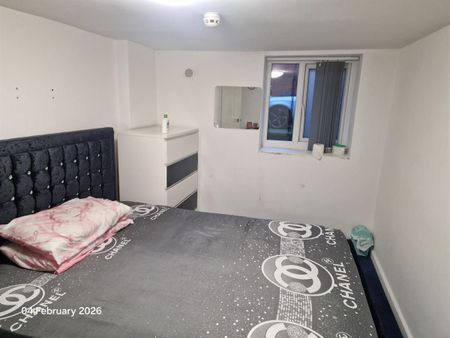 Stratford Terrace, Leeds - Photo 3