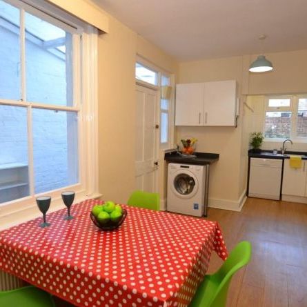 28 Mount Pleasant Road, EX4 7AD (x6) - Photo 1