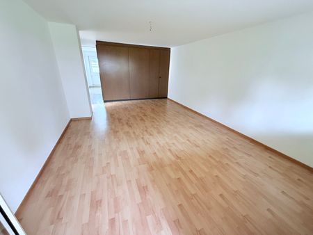 4-room apartment on the ground floor - Photo 2