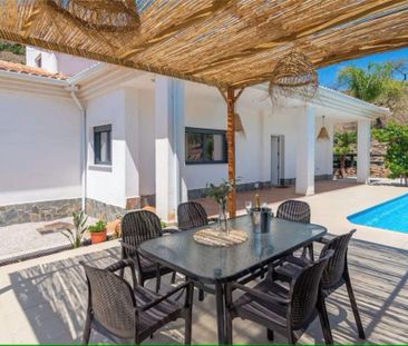 Casa o chalet de alquiler en Calle Carretera, 19, Arenas - Photo 4