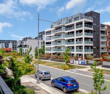 Lakeside Luxury - Photo 5