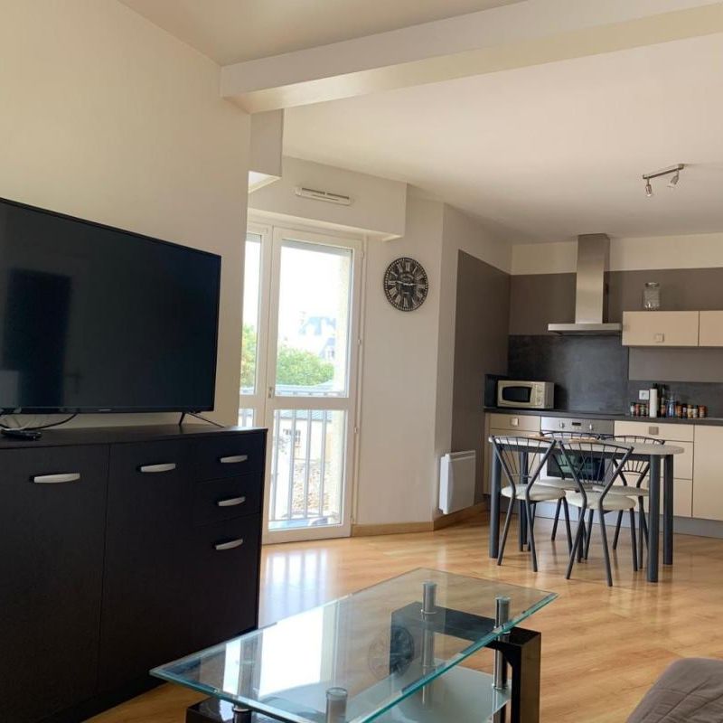 Location Appartement 1 pièce Meublé 35m² GRANVILLE 50400 - Photo 1