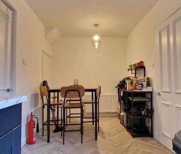 Room 5, 265 Woodstock Road, Belfast, BT6 8PR - Photo 2