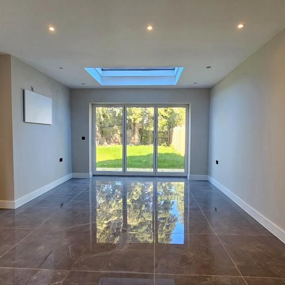 3 bedroom semi-detached house to rent - Photo 1