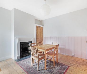 3 bedroom end of terrace house to rent - Photo 6