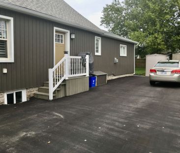 For Lease - 4576 Kalar Road, Niagara Falls, Ontario - Photo 3