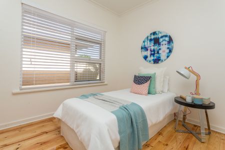 Open the Door to a Spacious unit in fabulous location - Photo 4