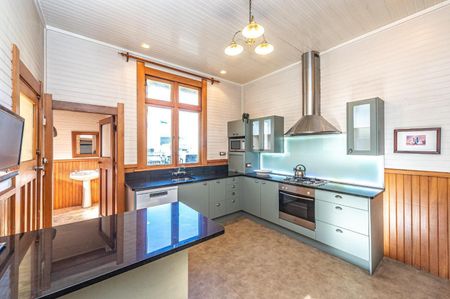 Grand on Great North - Photo 2