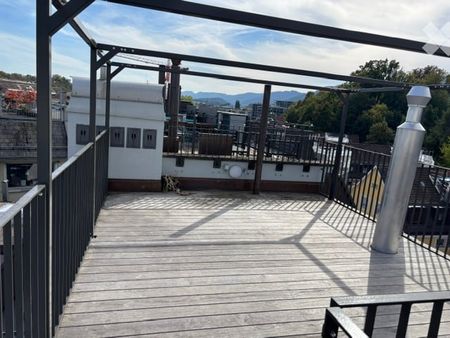 2.5 Zimmerwohnung zu Vermieten mit Dachterrasse - wie neu - nach Komplet-Renovation - Photo 4