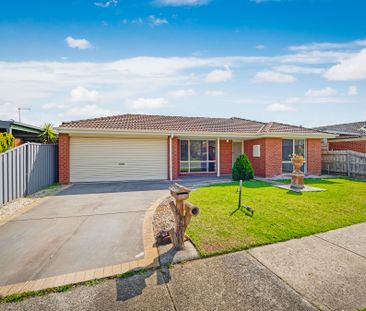 Family Living in the Heart of Cranbourne West - Photo 5