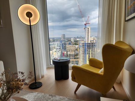 Room in a Shared Flat, York Place, SW11 - Photo 4