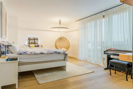 Unique Contemporary Penthouse, 4 Bdrs, Kiseleff - Photo 3