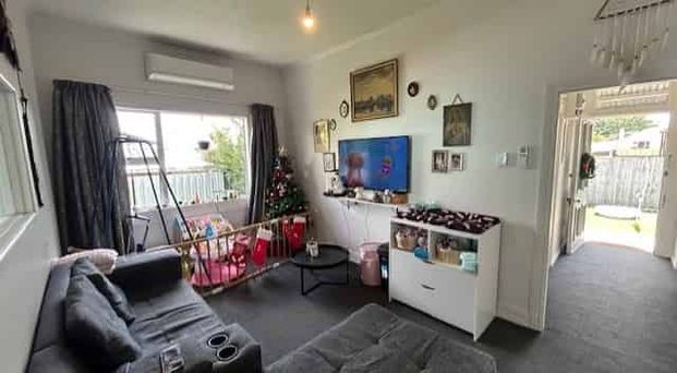 THREE BEDROOM - WAITARA - Photo 1