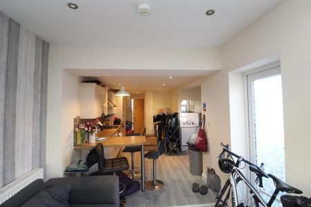 6 bedroom house to rent - Photo 3