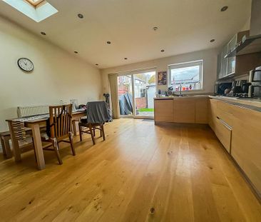 2 bedroom terraced house to rent - Photo 4