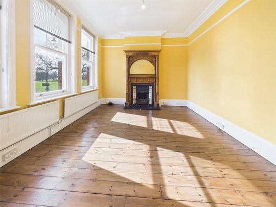 4 bedroom apartment to rent - Photo 1