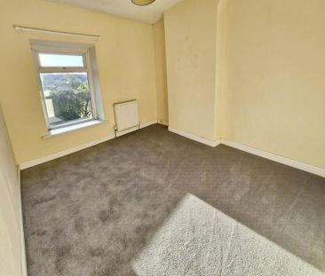 3 bedroom end of terrace house to rent - Photo 6