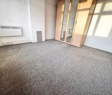 Kimberley Road, Bournemouth - Photo 6