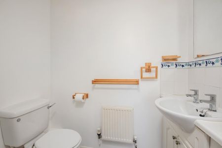 2 bedroom terraced house to rent - Photo 3