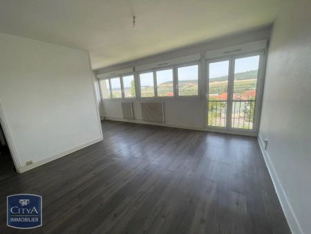 Appartement à louer 4 pièces 70.23m² - Photo 2