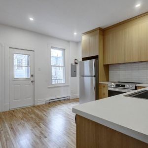 908 RUE OSBORNE 3 1/2 - Photo 2