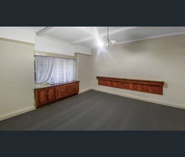 142 Macauley St, Lithgow, NSW 2790 - Photo 5