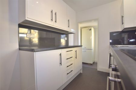 Albert Street, Cheltenham, Gloucestershire, GL50 - Photo 2